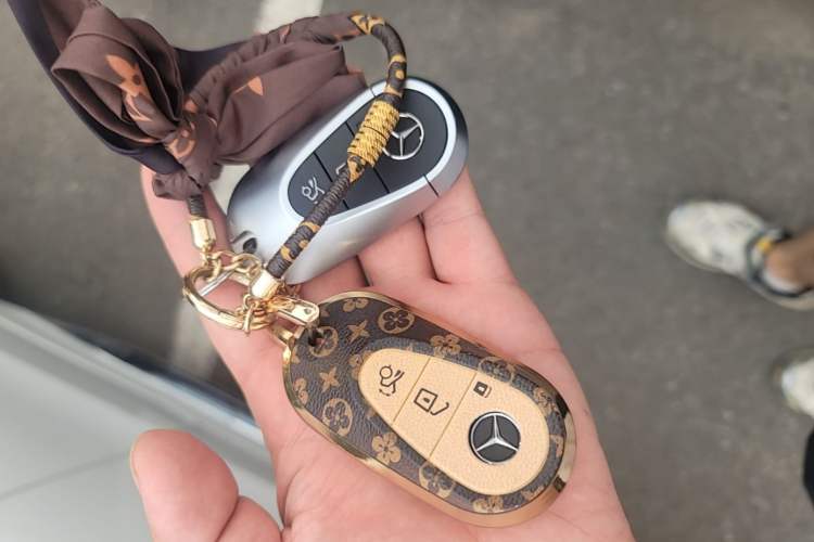 Used Mercedes-Benz C-Class 2023 Restyled C 260 L Sport Edition Vehicle Key