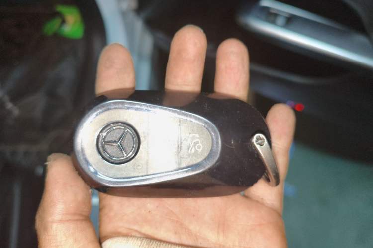Used Mercedes-Benz C-Class 2023 C 260 L Sport Edition Vehicle Key