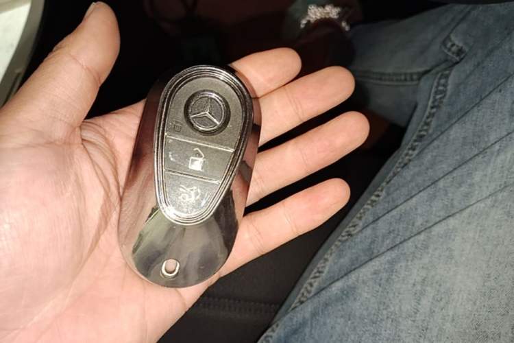 Used Mercedes-Benz C-Class 2023 Revised C 200 L Sport Edition Vehicle Key