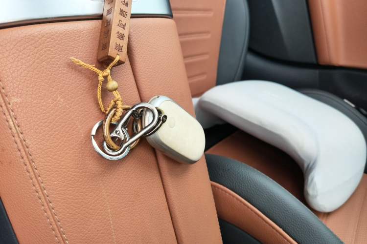 Used Mercedes-Benz C-Class 2023 Restyled C 260 L Sport Edition Vehicle Key