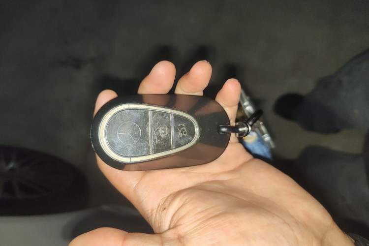 Used Mercedes-Benz C-Class 2023 Restyled C 260 L Sport Edition Vehicle Key