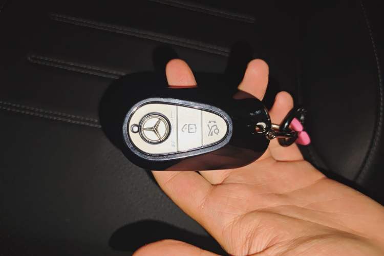 Used Mercedes-Benz C-Class 2023 Revised C 200 L Sport Edition Vehicle Key