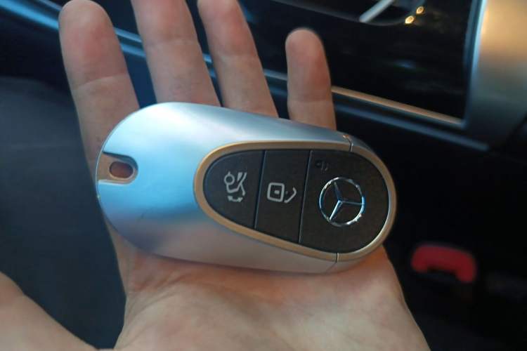 Used Mercedes-Benz C-Class 2023 C 260 L Sport Edition Vehicle Key