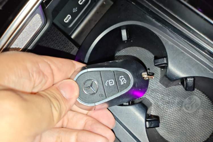 Used Mercedes-Benz C-Class 2023 C 260 L Sport Edition Vehicle Key