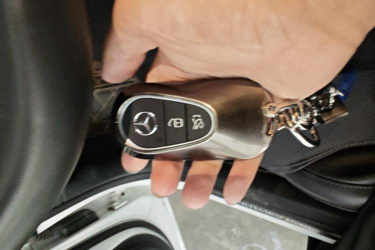 Used Mercedes-Benz C-Class 2023 C 260 L Sport Edition Vehicle Key