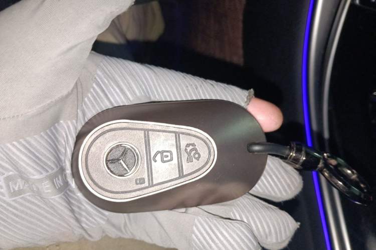 Used Mercedes-Benz C-Class 2023 C 260 L Sport Edition Vehicle Key