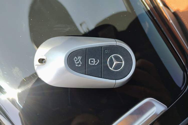 Used Mercedes-Benz C-Class 2023 C 260 L Sport Edition Vehicle Key