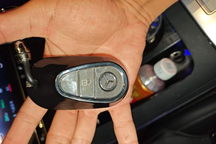 Used Mercedes-Benz C-Class 2023 C 260 L Sport Edition Vehicle Key