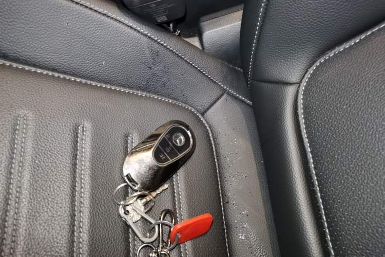 Used Mercedes-Benz C-Class 2023 C 260 L Sport Edition Vehicle Key