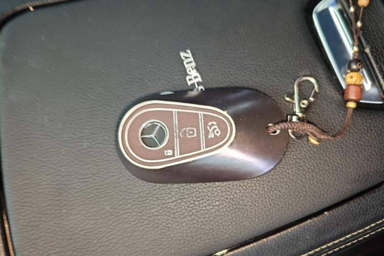 Used Mercedes-Benz C-Class 2023 Second Facelift C 260 L Sport Edition Vehicle Key