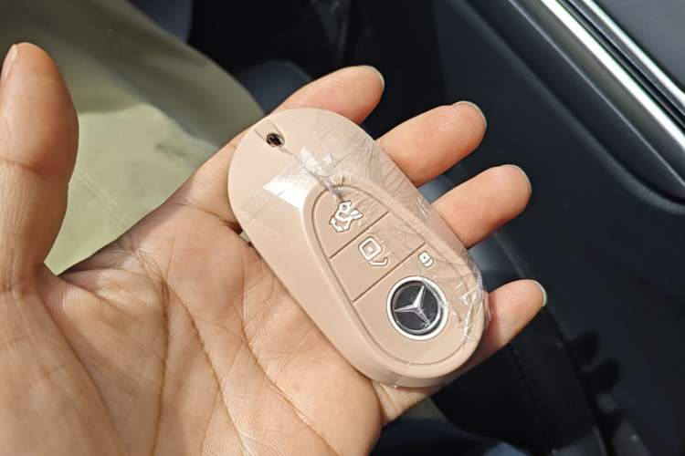 Used Mercedes-Benz C-Class 2023 Second Facelift C 260 L Sport Edition Vehicle Key