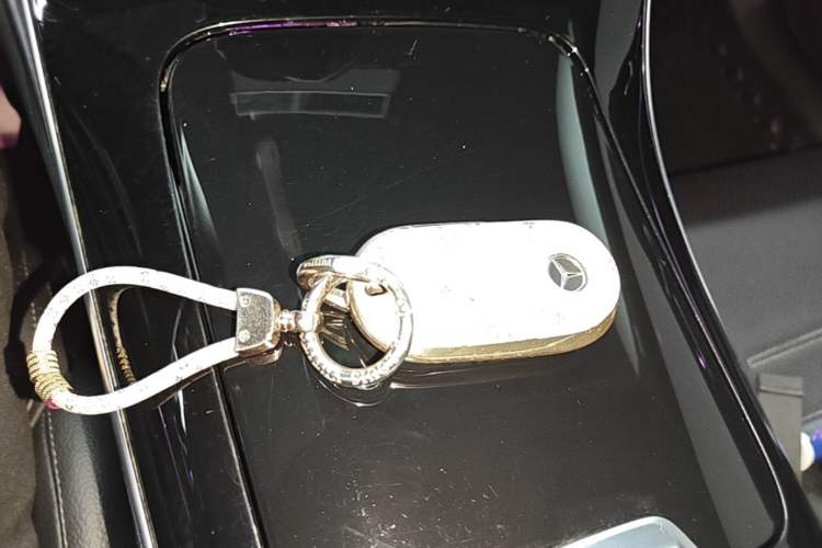 Used Mercedes-Benz C-Class 2023 C 260 L Sport Edition Vehicle Key
