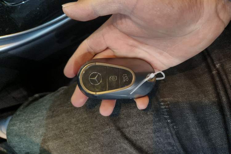 Used Mercedes-Benz C-Class 2023 C 200 L Sport Edition Vehicle Key