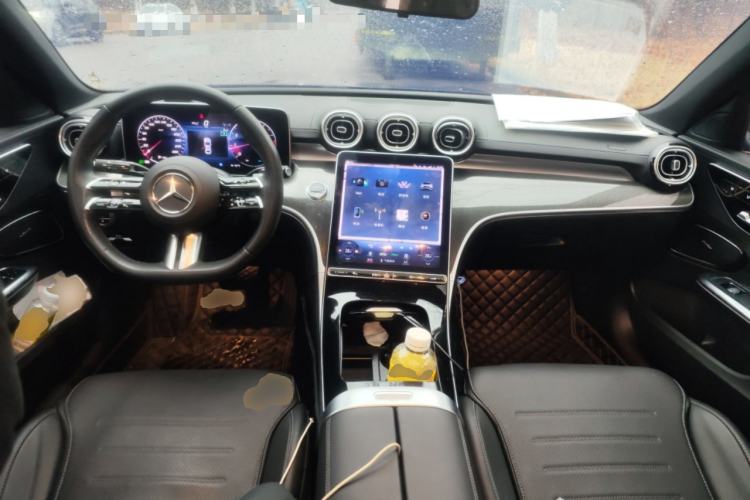 Used Mercedes-Benz C-Class 2024 Restyled C 260 L Sport Edition Center Console