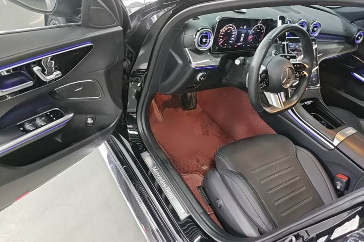 Used Mercedes-Benz C-Class 2024 Restyled C-Class 260 L Sport Edition Driver Seat