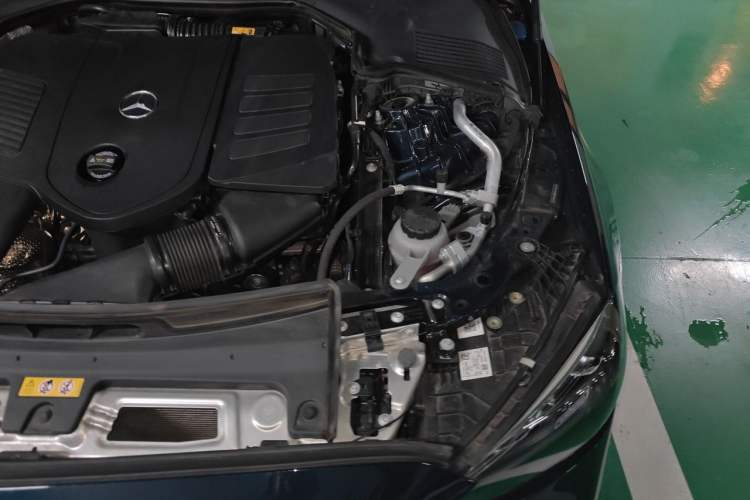 Used Mercedes-Benz C-Class 2024 Restyled C 200 L Sport Edition Engine Bay Left
