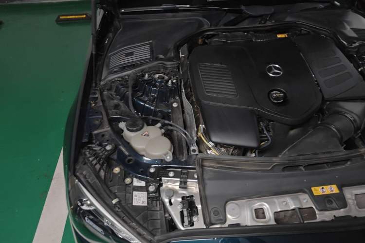 Used Mercedes-Benz C-Class 2024 Restyled C 200 L Sport Edition Engine Bay Right