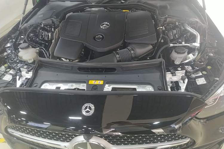Used Mercedes-Benz C-Class 2024 C 200 L Sport Edition Engine Bay