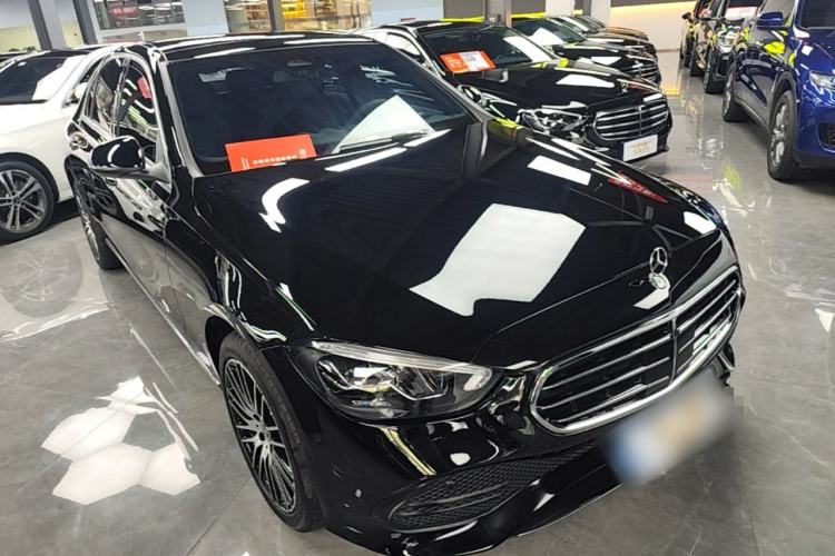 Used Mercedes-Benz C-Class 2024 Revised Version C 260 L Front Right 45 Deg