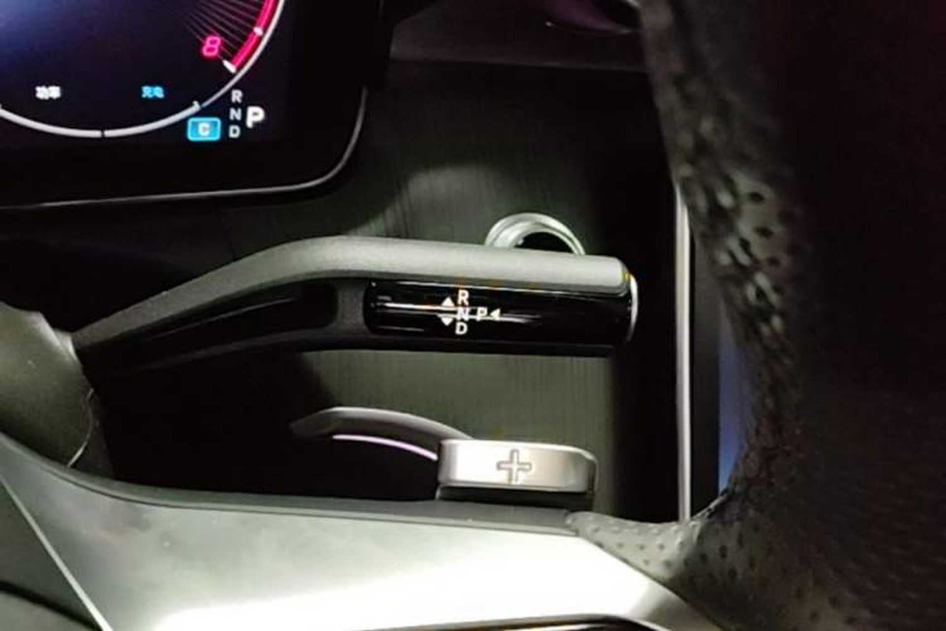 Used Mercedes-Benz C-Class 2024 Restyled C 260 L Sport Edition Gear Lever
