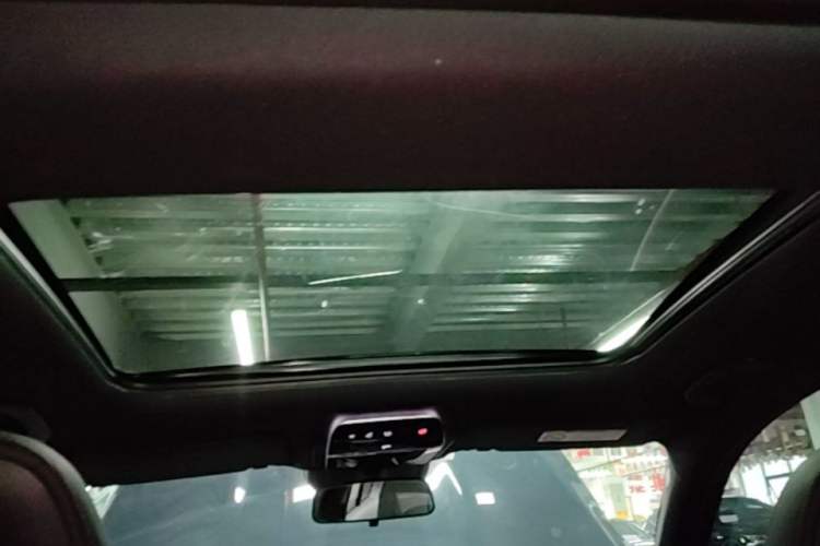 Used Mercedes-Benz C-Class 2024 Restyled C 260 L Sport Edition Headliner