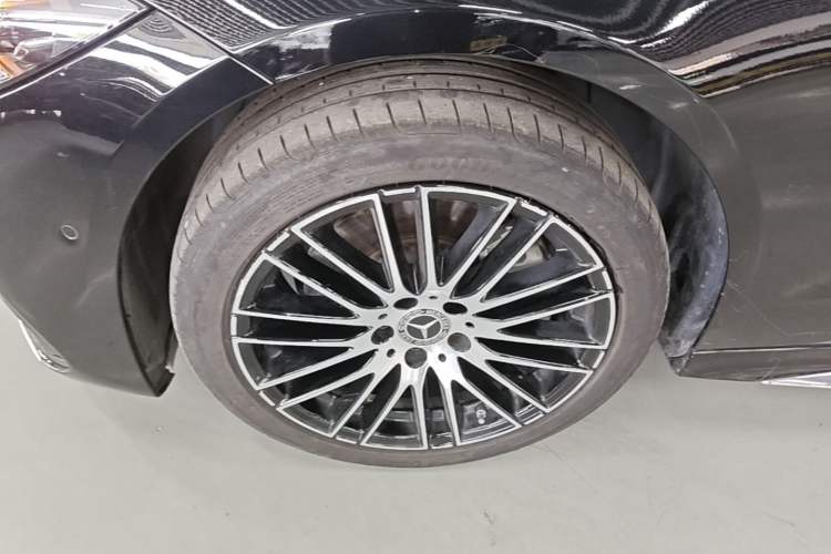 Used Mercedes-Benz C-Class 2024 Restyled C-Class 260 L Sport Edition Left Front Wheel Hub