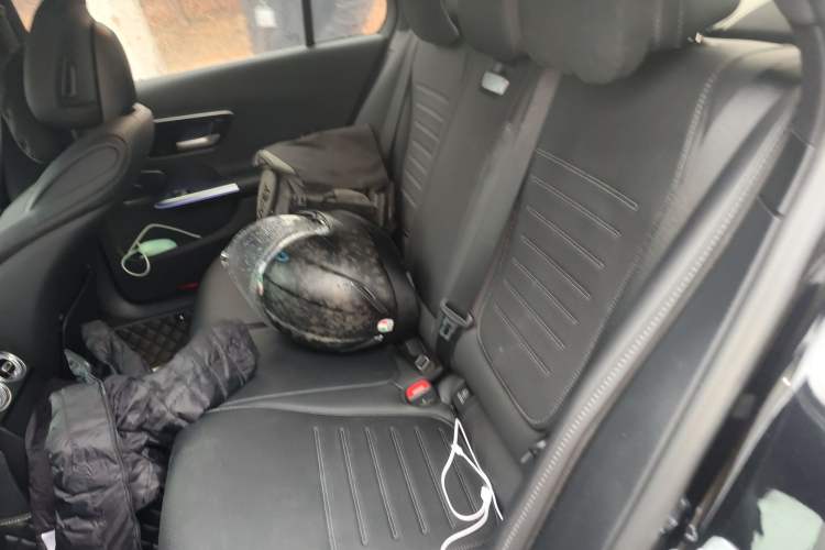 Used Mercedes-Benz C-Class 2024 Restyled C 260 L Sport Edition Left Rear Seat