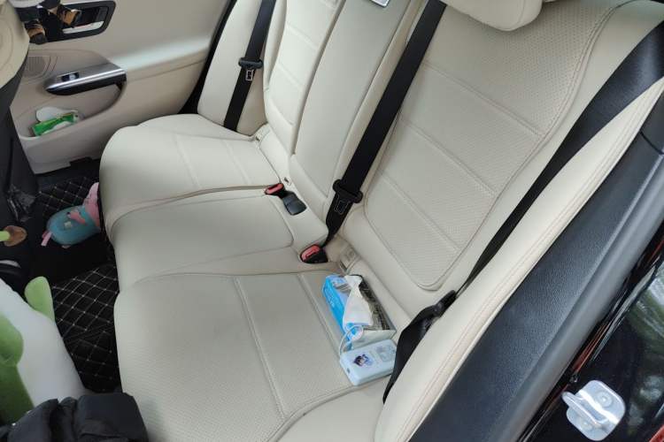 Used Mercedes-Benz C-Class 2024 Second Facelift C 260 L Left Rear Seat