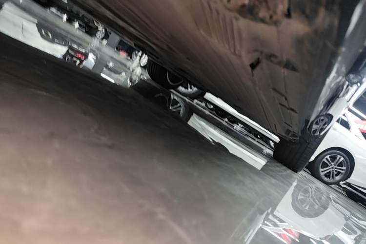 Used Mercedes-Benz C-Class 2024 Revised Version C 260 L Left Side Sill