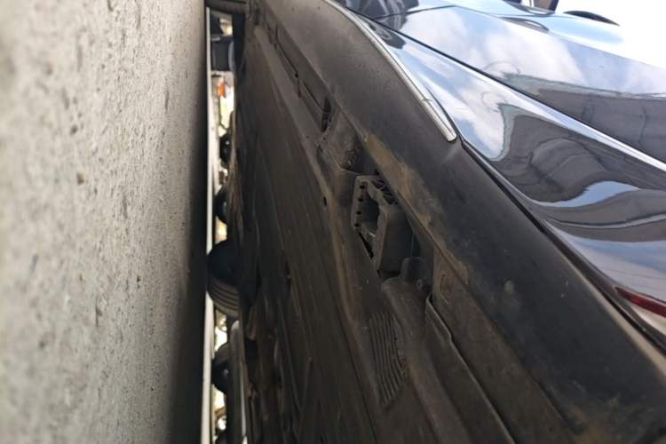 Used Mercedes-Benz C-Class 2024 Restyled C 260 L Sport Edition Left Side Sill