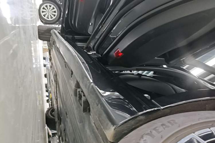 Used Mercedes-Benz C-Class 2024 Restyled C-Class 260 L Sport Edition Left Side Sill