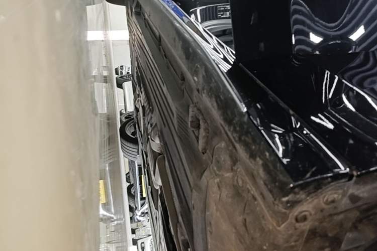 Used Mercedes-Benz C-Class 2024 Restyled C-Class 260 L Sport Edition Right Side Sill