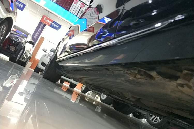 Used Mercedes-Benz C-Class 2024 Revised Version C 260 L Right Side Sill