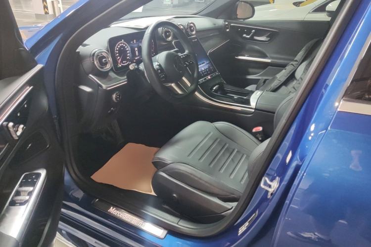 Used Mercedes-Benz C-Class 2024 Second Facelift C 260 L Sport Edition Driver Seat