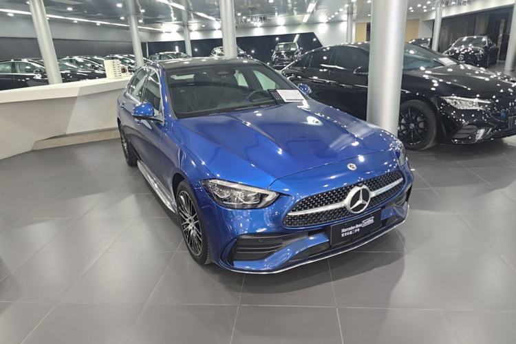 Used Mercedes-Benz C-Class 2024 C 260 L Sport Edition Front Right 45 Deg