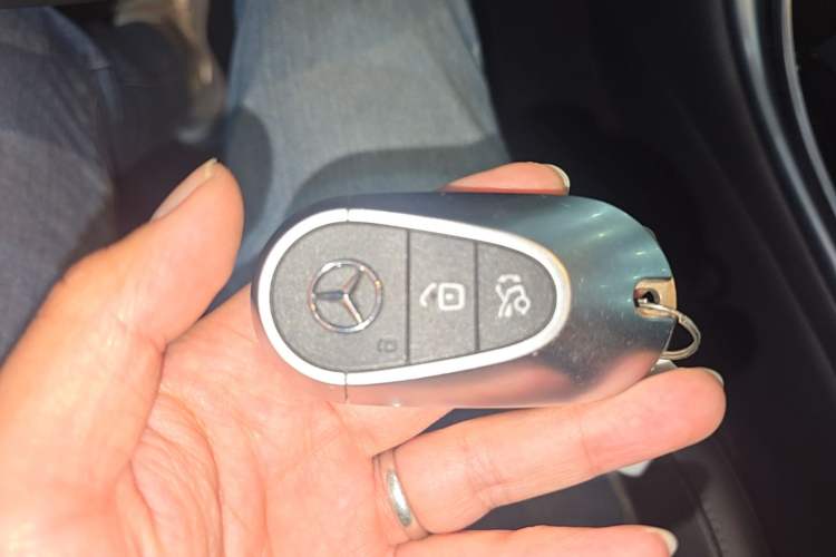 Used Mercedes-Benz C-Class 2024 C 260 L Sport Edition Vehicle Key