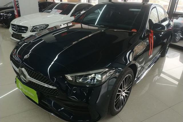 Mercedes-Benz C-Class 2024 Restyled C-Class 260 L Sport Edition usado