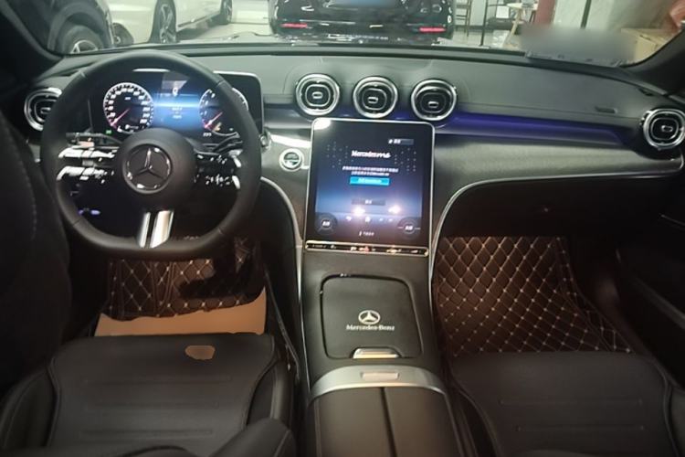 Used Mercedes-Benz C-Class 2024 C 260 L Sport Edition Center Console