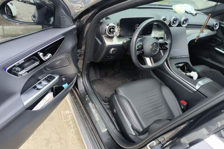 Used Mercedes-Benz C-Class 2024 Second Facelift C 260 L Sport Edition Driver Seat
