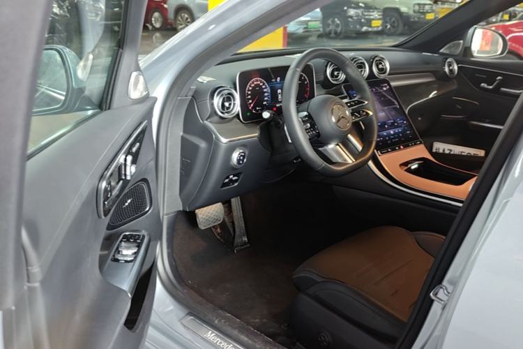 Used Mercedes-Benz C-Class 2024 Restyled C-Class 260 L Sport Edition Driver Seat