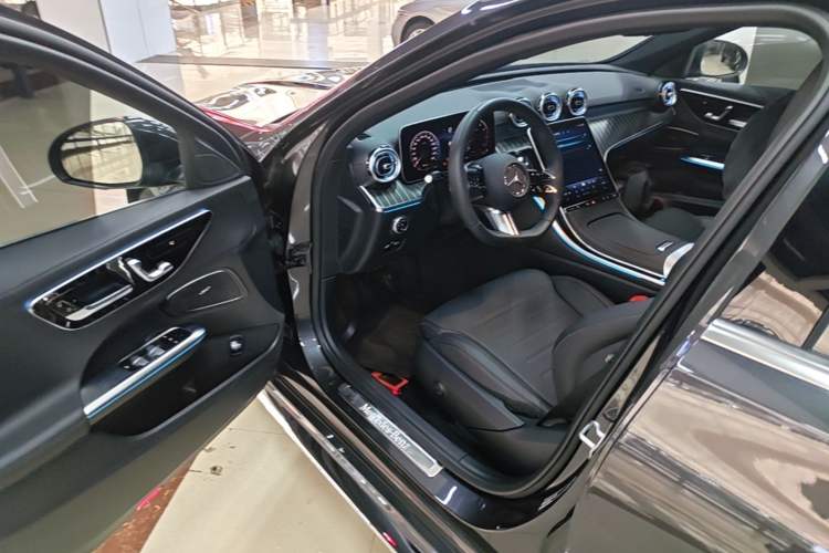 Used Mercedes-Benz C-Class 2024 Restyled C-Class 260 L Sport Edition Driver Seat