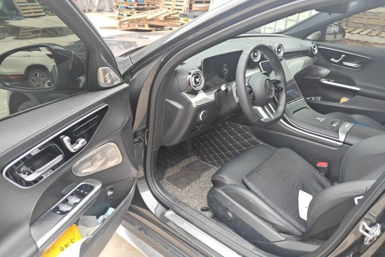 Used Mercedes-Benz C-Class 2024 Restyled C 260 L Sport Edition Driver Seat