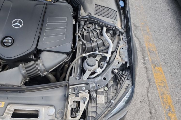 Used Mercedes-Benz C-Class 2024 Restyled C 260 L Sport Edition Engine Bay Left