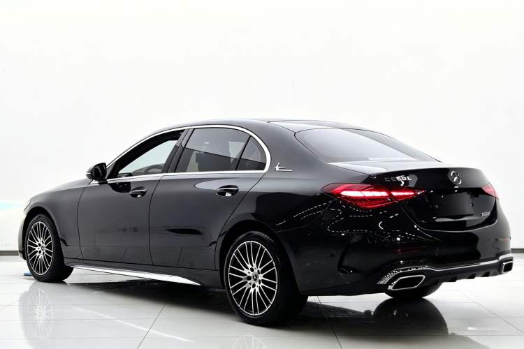Used Mercedes-Benz C-Class 2024 Second Facelift C 260 L Sport Edition Exterior 5
