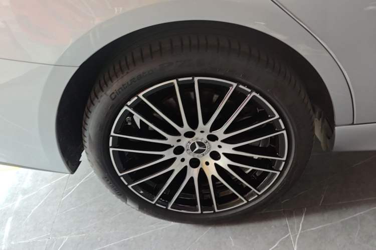 Used Mercedes-Benz C-Class 2024 Restyled C-Class 260 L Sport Edition Exterior 5
