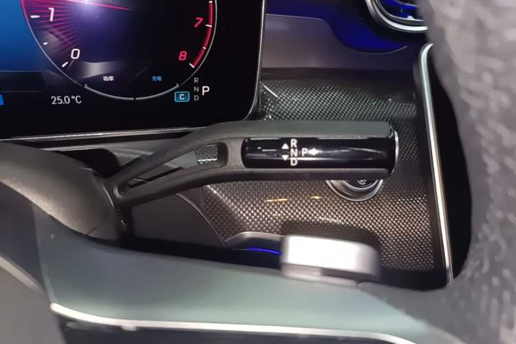 Used Mercedes-Benz C-Class 2024 Second Facelift C 260 L Sport Edition Gear Lever