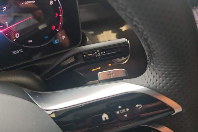 Used Mercedes-Benz C-Class 2024 Restyled C-Class 260 L Sport Edition Gear Lever