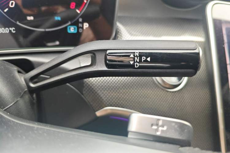 Used Mercedes-Benz C-Class 2024 Restyled C 260 L Sport Edition Gear Lever