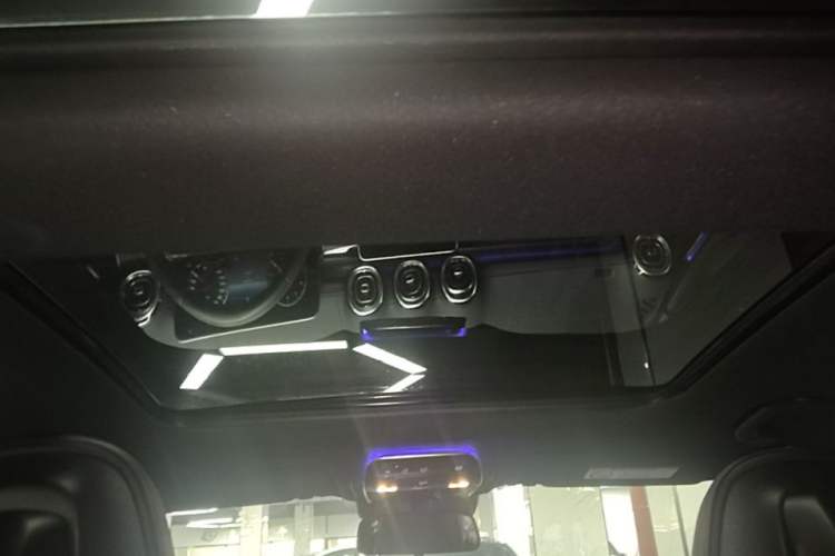 Used Mercedes-Benz C-Class 2024 C 260 L Sport Edition Headliner