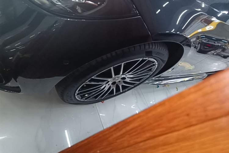 Used Mercedes-Benz C-Class 2024 Second Facelift C 260 L Sport Edition Left Front Wheel Hub